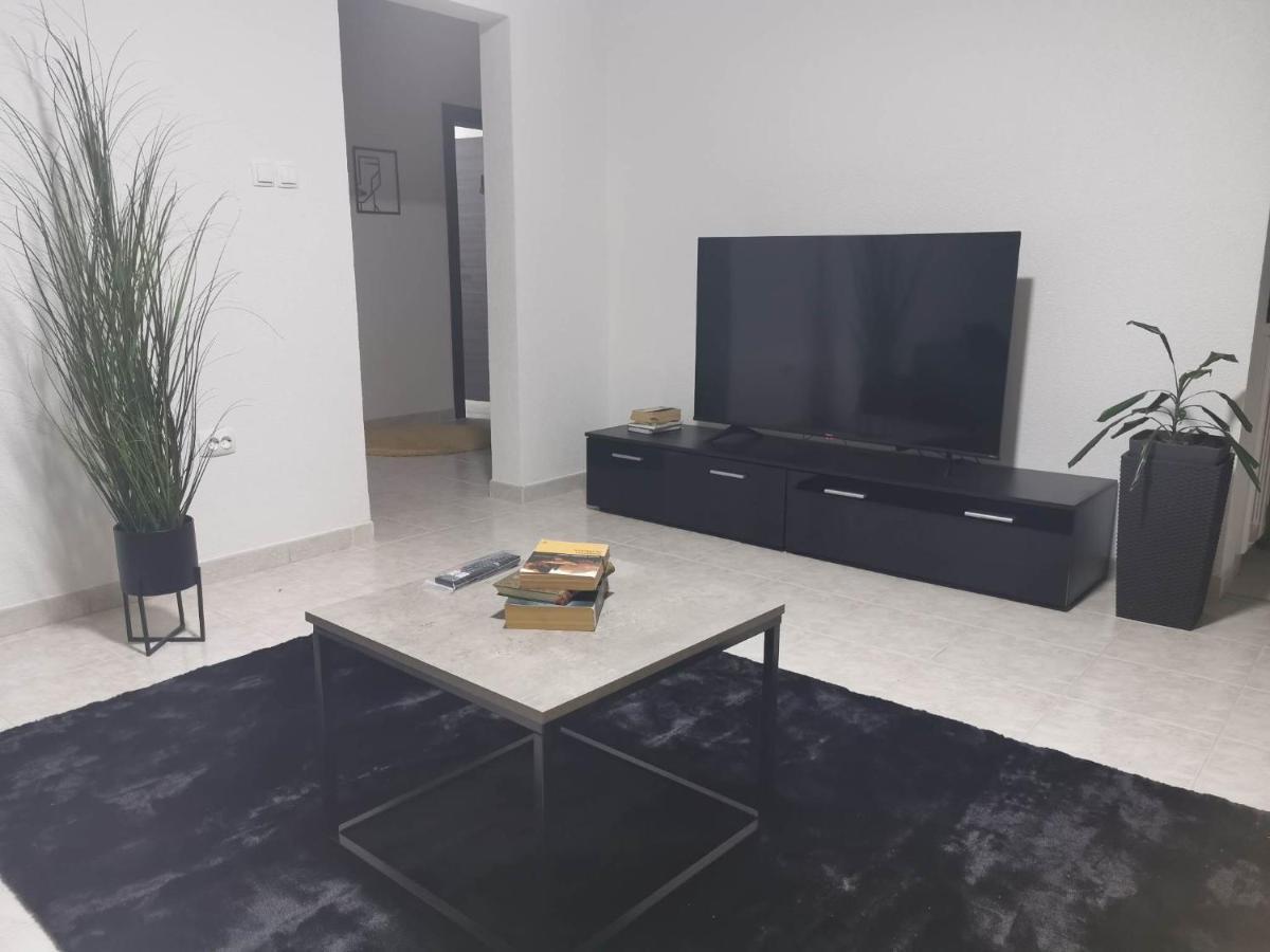 Guesthouse Nadia Senj  Zewnętrze zdjęcie